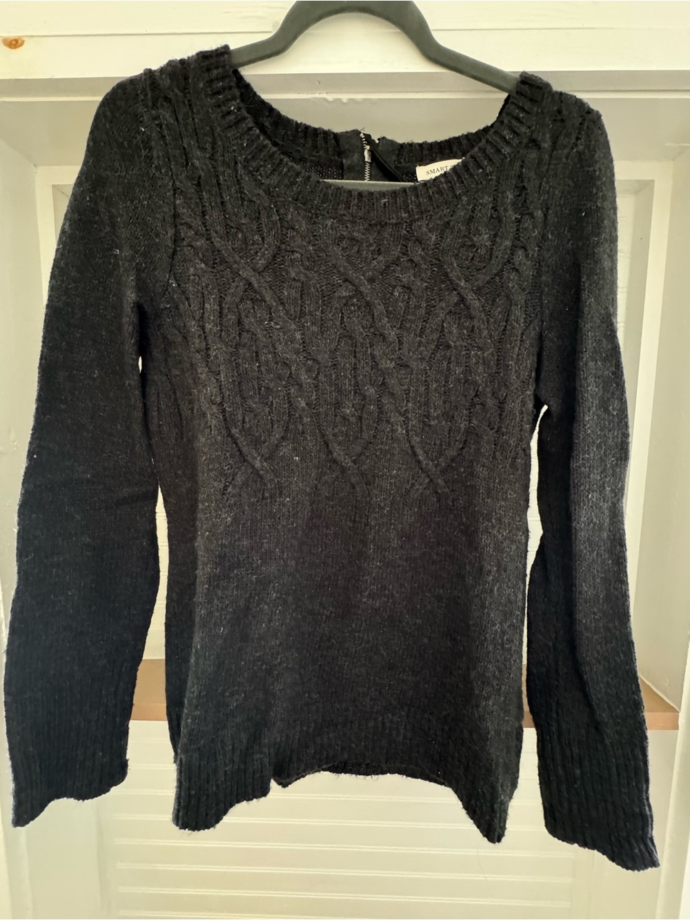 Smart Set Black Cable-Pattern Crew Neck Sweater